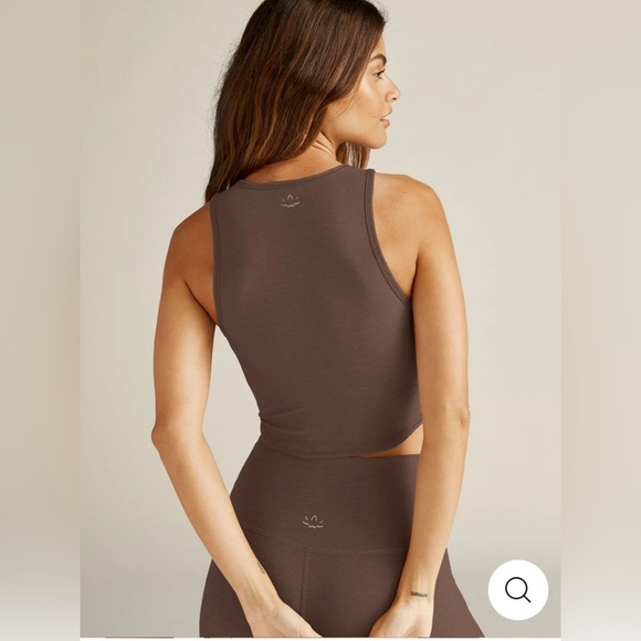 NEW BEYOND YOGA - Spacedye Motivate Cropped Tank with Built In Bra - Picture 2 of 8